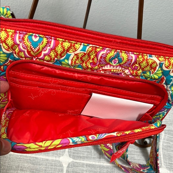 Vera Bradley Little Hipster in Paisley in Paradise Vibrant Design - Picture 6 of 9